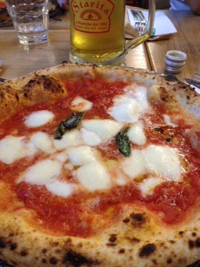 Pizza Margherita Starita (Milano)