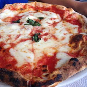Pizza margherita