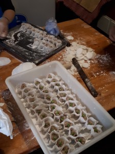 Ravioli fatti a mano in preparazione